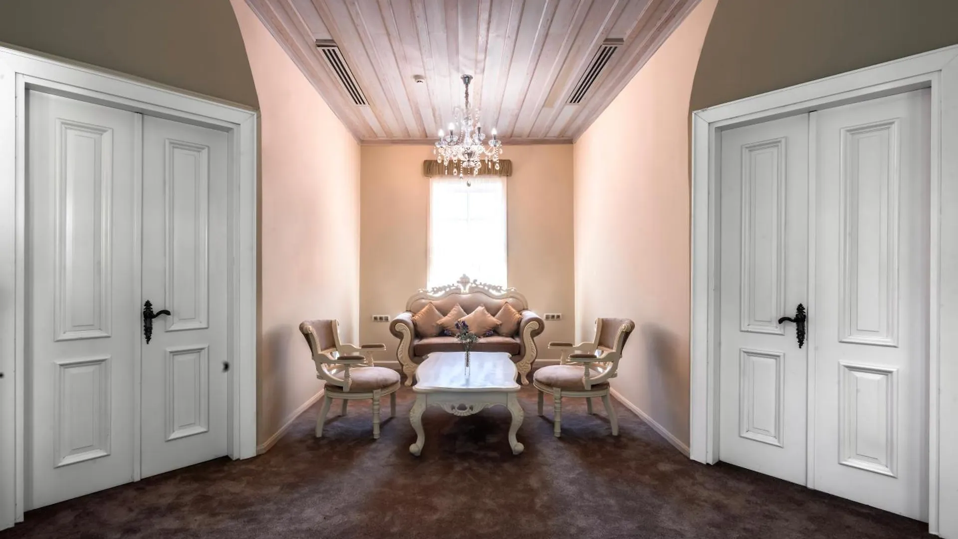 Elegance East Hotel Анталья
