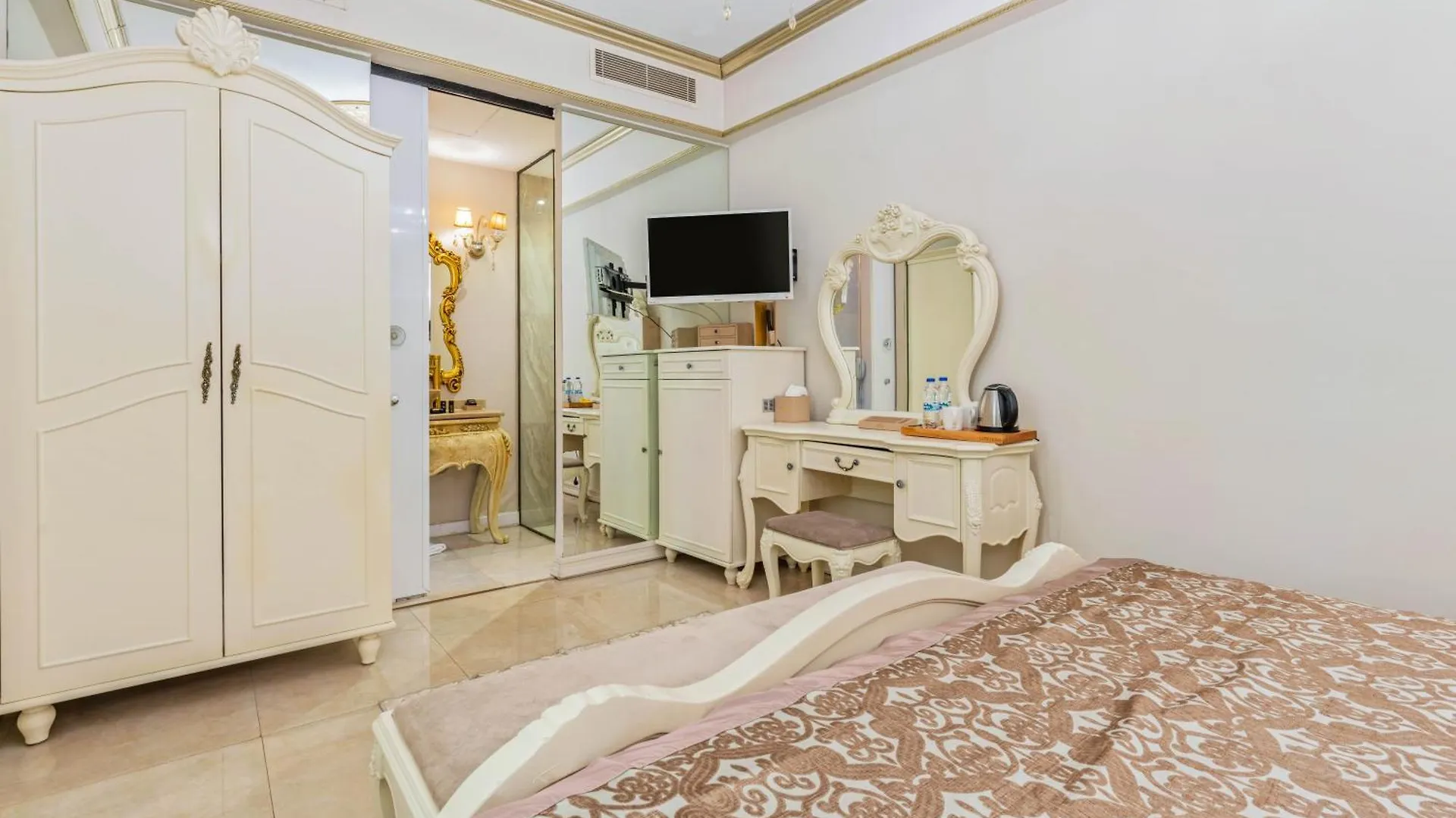 Elegance East Hotel Antalya